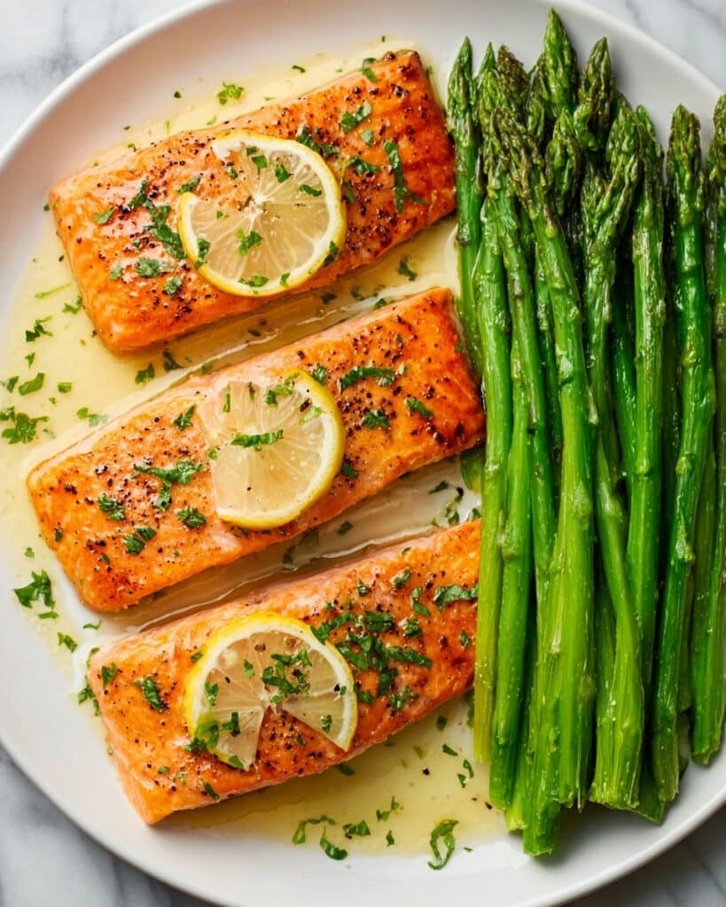 Salmon with Garlic Lemon Butter Sauce Recipe