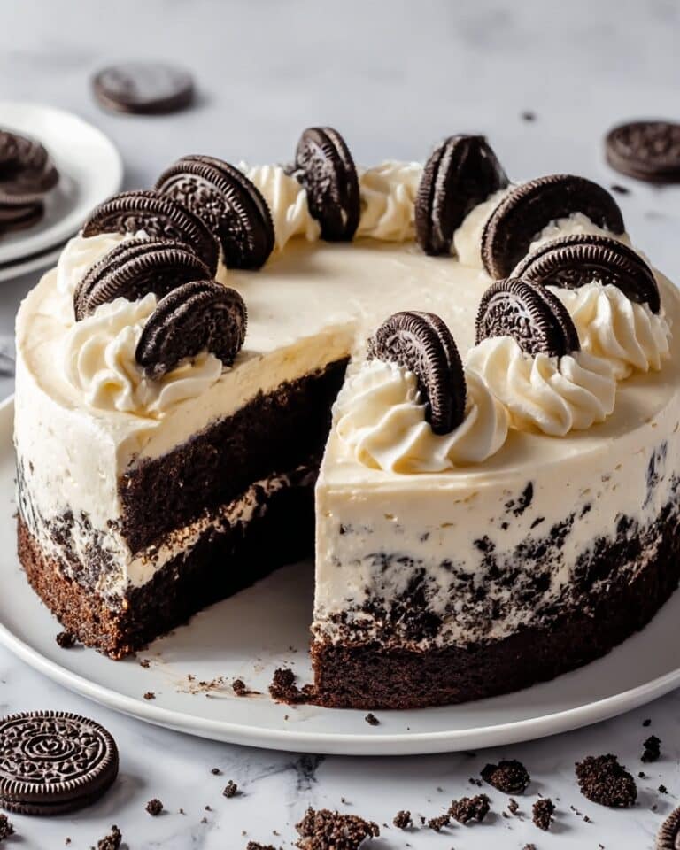 Decadent Oreo Cookie Cake for Every Sweet Tooth Craving Recipe